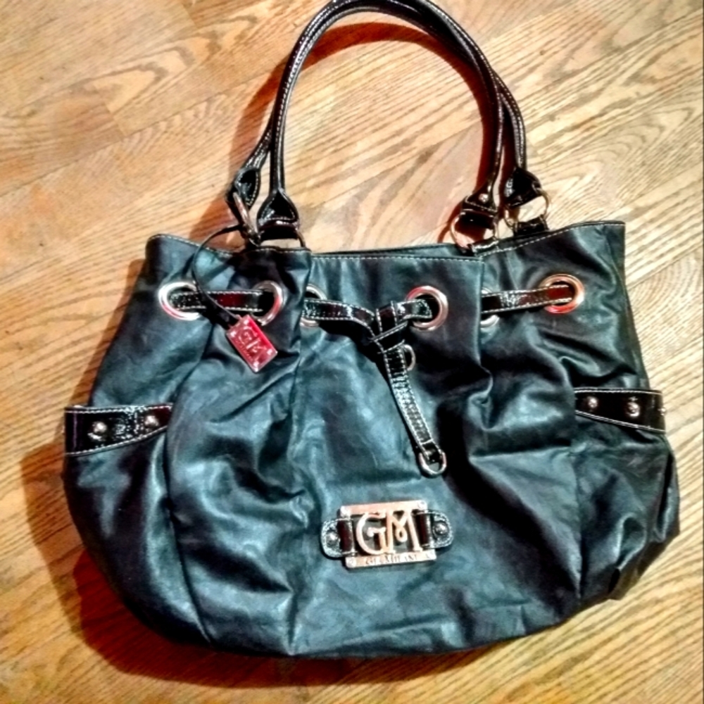Nice purse Gia Milan